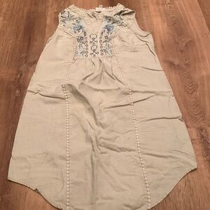 Knox Rose Light Tan Embroidered Dress
